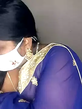 Sexy Radhikaa online show from 03.20.25