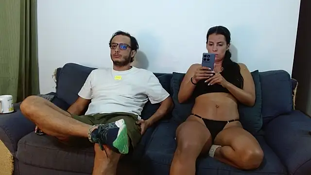 emily hotwillis2 online show from 10.05.25