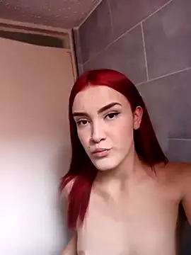 Snapshot of laura_arias018 chatting on 10.13.25 laura arias018 online show from 10.13.25