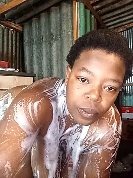 curvyloneah75 online show from 02.18.26