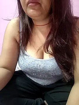  nishalove19 online show from 03.18.25