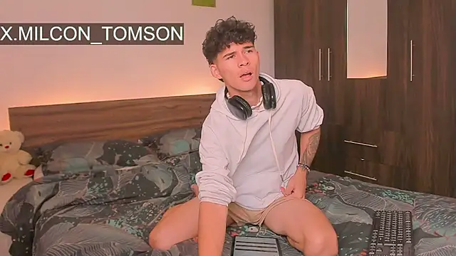 Milcon Thomson online show from 09.22.25
