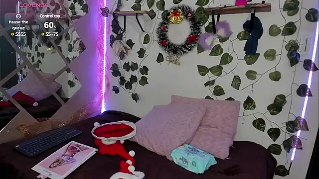 Megan sophia2 online show from 12.20.24