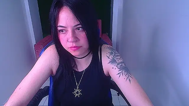 Snapshot of sabrina_jones_t chatting on 12.06.24 sabrina jones t online show from 12.06.24