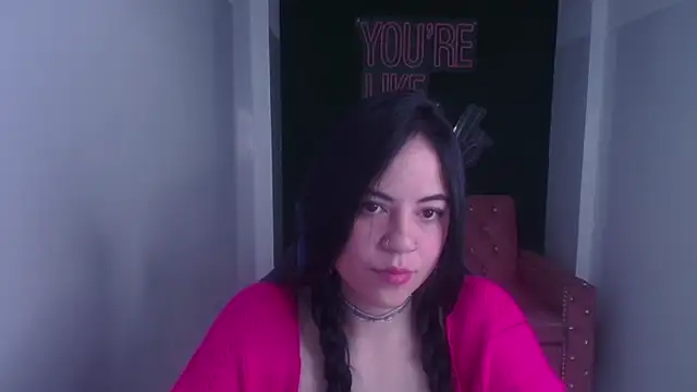 Snapshot of sabrina_jones_t chatting on 12.09.24 sabrina jones t online show from 12.09.24