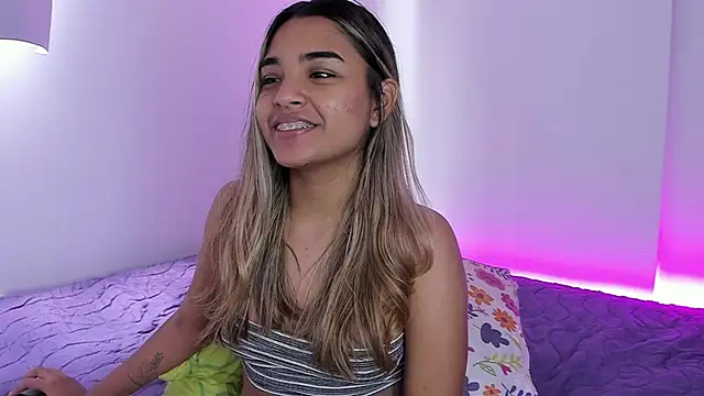 Annebull  online show from 10.01.25