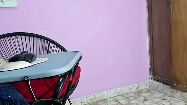 ZoeSmith6 online show from 12.10.24