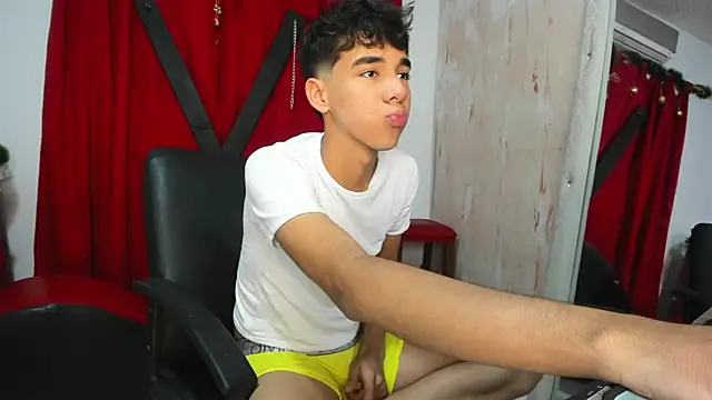 Harry LatinBoy online show from 12.12.24