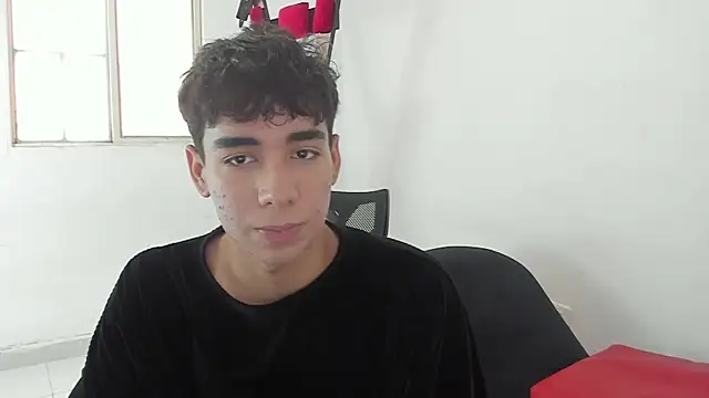 Harry LatinBoy online show from 03.03.25