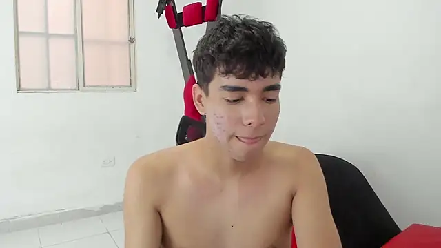 Harry LatinBoy online show from 03.03.25