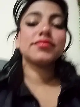 Naomy veracruz  online show from 11.15.25