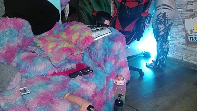 Snapshot of Meg4n_420 chatting on 11.09.25 Meg4n 420 online show from 11.09.25