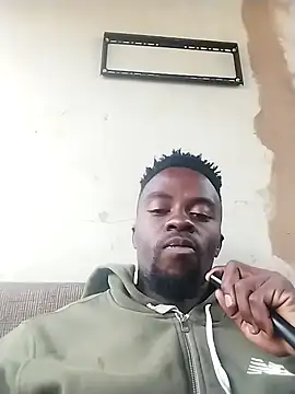 Snapshot of Youngteensmzansi chatting on 10.04.25 Youngteensmzansi online show from 10.04.25