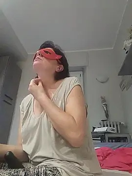 Vagabondainnamorata online show from 10.14.25