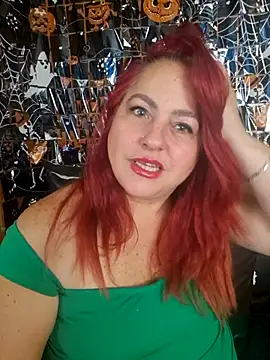 Scarlett45  online show from 10.15.25