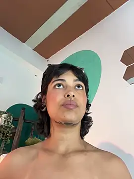 Snapshot of LollaByer chatting on 02.23.26 LollaByer online show from 02.23.26