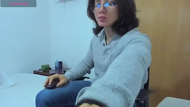 Snapshot of AngelBennet_ chatting on 02.03.25 AngelBennet online show from 02.03.25