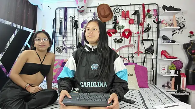 Snapshot of thedream_girls chatting on 06.01.26 thedream girls online show from 06.01.26