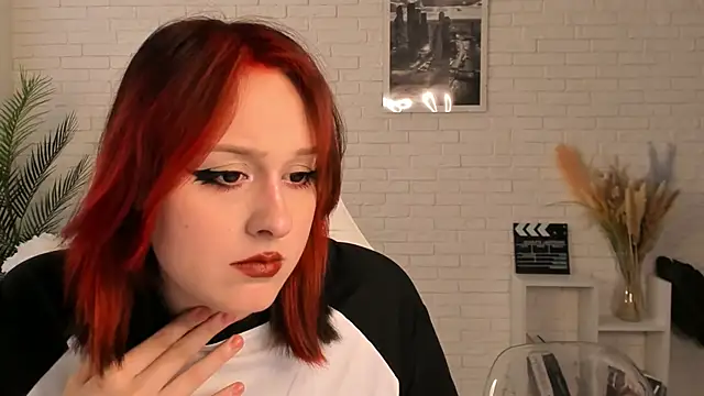 EdlaHatter online show from 12.04.24