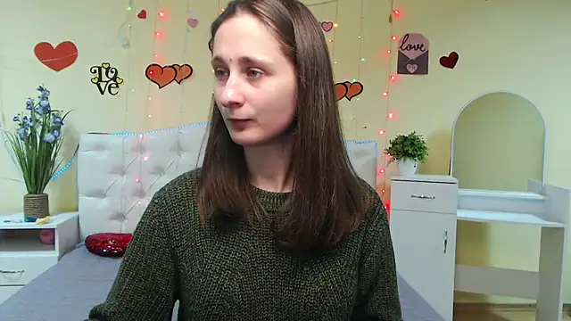 Snapshot of MichelLeee chatting on 02.11.25 MichelLeee online show from 02.11.25