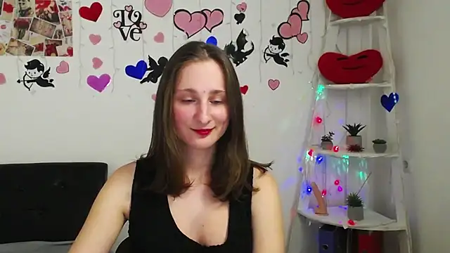 Snapshot of MichelLeee chatting on 03.13.25 MichelLeee online show from 03.13.25
