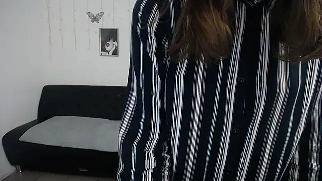 Snapshot of MichelLeee chatting on 09.30.25 MichelLeee online show from 09.30.25