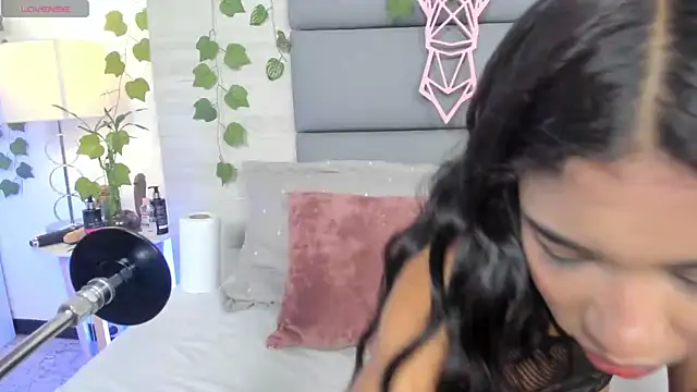 AshleyHill2 online show from 11.04.25