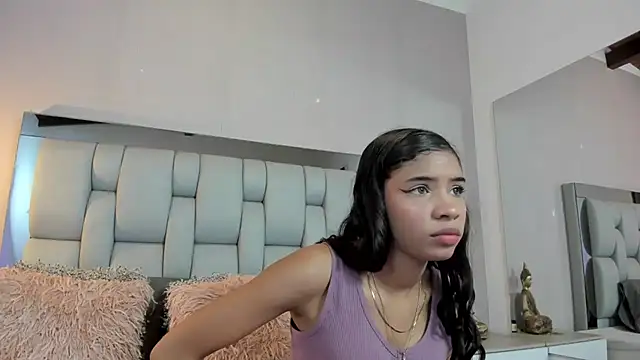 AshleyHill2 online show from 11.13.25