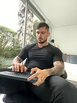 DimitriSullivan  online show from 01.05.26