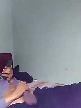 Snapshot of bandi-big-dick chatting on 12.07.24 bandi-big-dick online show from 12.07.24