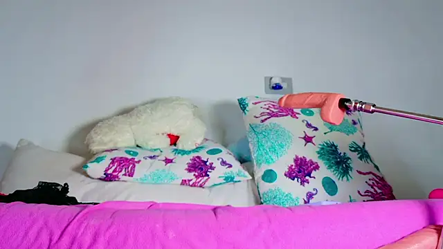 Snapshot of NeredaXxx chatting on 02.16.26 NeredaXxx online show from 02.16.26