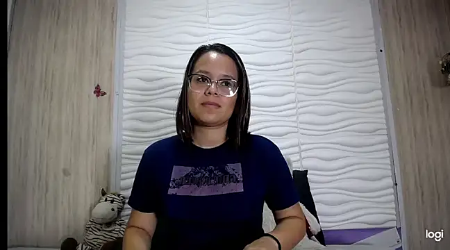 anthiamelisa online show from 01.30.25