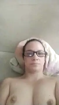 Snapshot of nicolle_milf1978 chatting on 10.17.25 nicolle milf1978 online show from 10.17.25