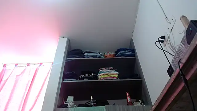 nicolle milf1978 online show from 04.01.26