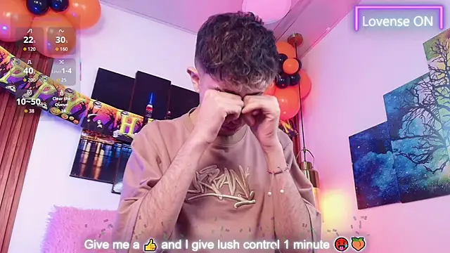 Snapshot of Noah_Xitruxx chatting on 10.07.25 Noah Xitruxx online show from 10.07.25