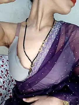 Snapshot of xpihu chatting on 10.20.25 xpihu online show from 10.20.25