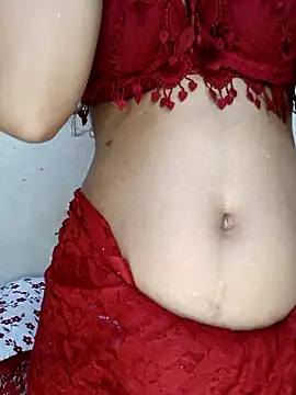 Snapshot of xpihu chatting on 10.29.25 xpihu online show from 10.29.25