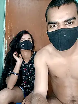 Snapshot of Suhani512 chatting on 11.13.25 Suhani512 online show from 11.13.25