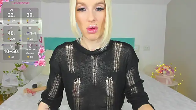 Snapshot of Lana_kitty__ chatting on 02.25.25 Lana kitty online show from 02.25.25