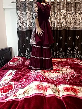 Snapshot of Cute-Bhavya chatting on 10.22.25 Cute-Bhavya online show from 10.22.25