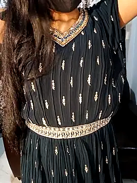 Snapshot of Cute-Bhavya chatting on 11.04.25 Cute-Bhavya online show from 11.04.25