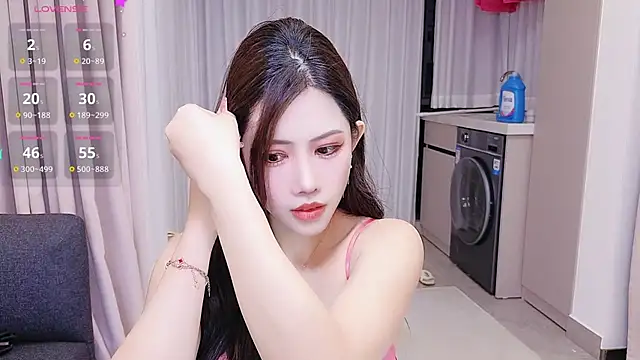 Snapshot of Selenaaaaa- chatting on 03.03.25 Selenaaaaa- online show from 03.03.25