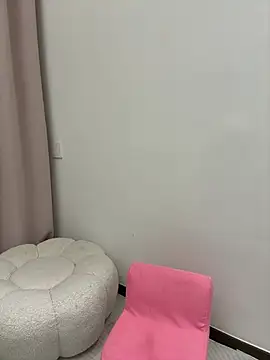 Snapshot of Selenaaaaa- chatting on 03.21.25 Selenaaaaa- online show from 03.21.25