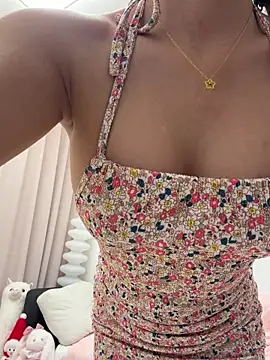 Selenaaaaa- online show from 05.17.26