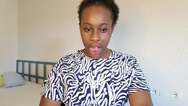 Snapshot of aafricaa chatting on 11.06.25 aafricaa online show from 11.06.25