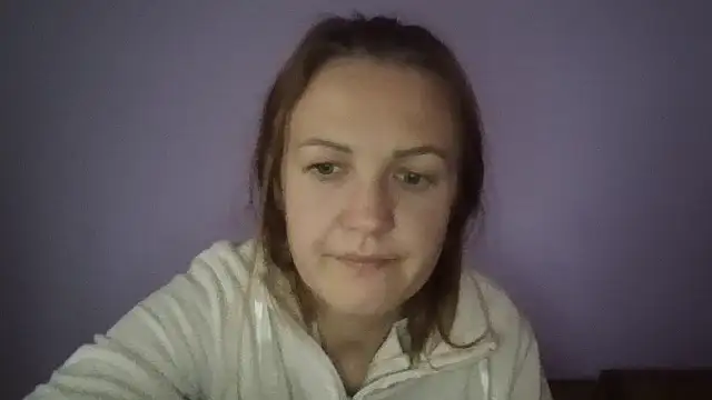 Snapshot of Milaniya261 chatting on 05.19.26 Milaniya261 online show from 05.19.26
