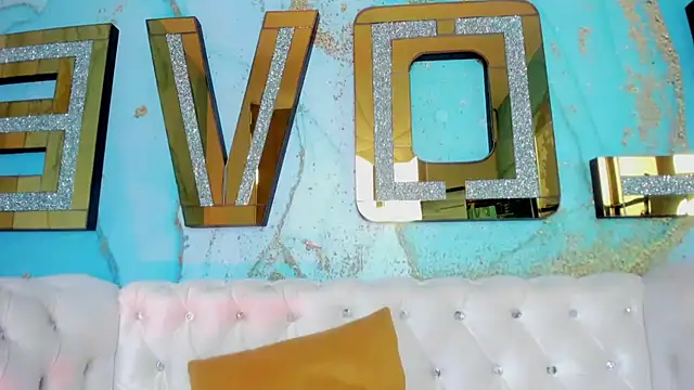 pola adams  online show from 03.11.25