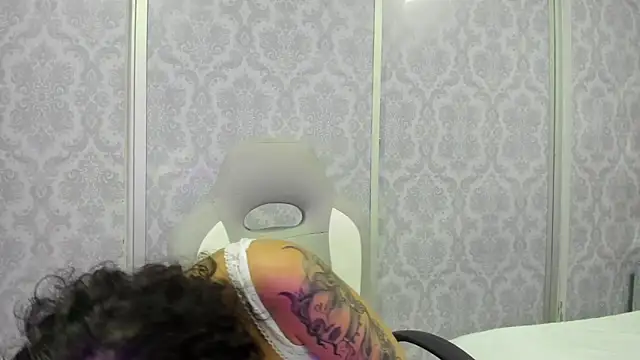 pola adams  online show from 10.30.25