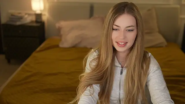 Maggie tenderness online show from 10.03.25