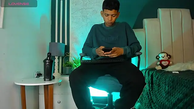 Jeffry wolvess online show from 03.04.25